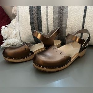 Sandgrens clogs Womens bronze copper